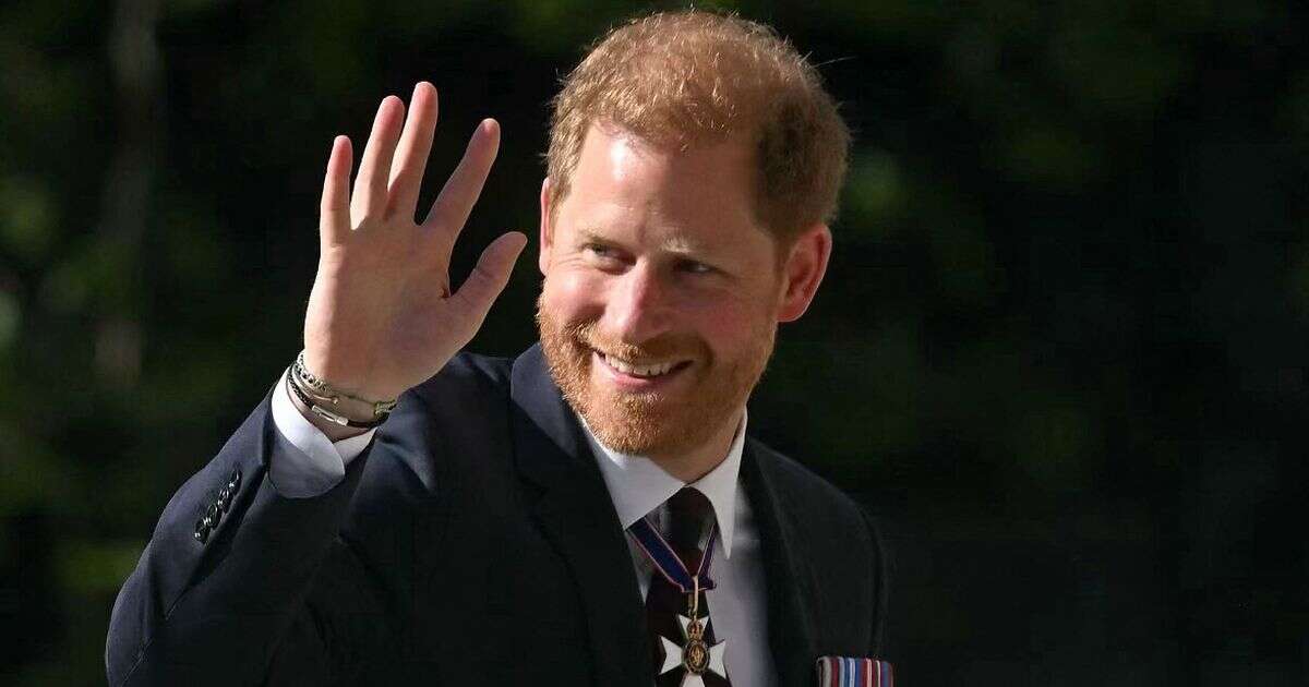 Prince Harry's bold signal shows he's desperate for King Charles reunion - expertPrince Harry