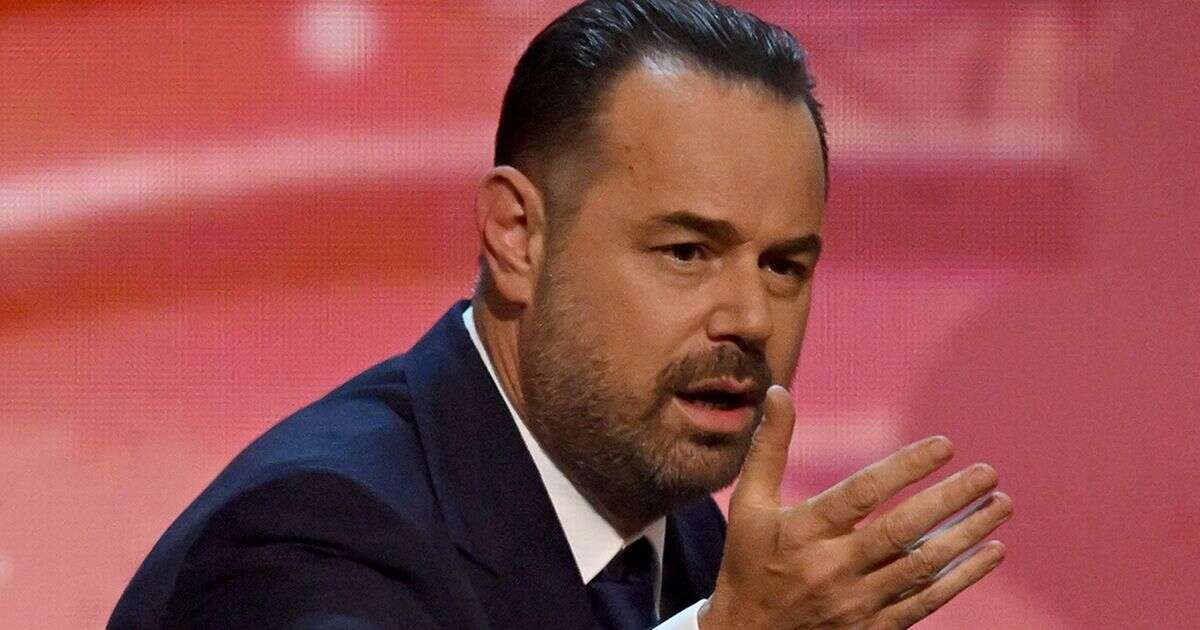 Danny Dyer sends NTAs crowd into frenzy as he 'lets slip' EastEnders comebackEastEnders