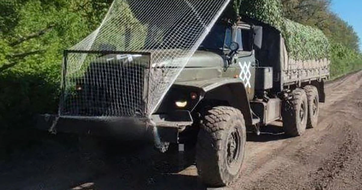 Putin's Ukraine invasion force unveils sinister new insignia as Russia attacks Kharkiv againRussia Ukraine war