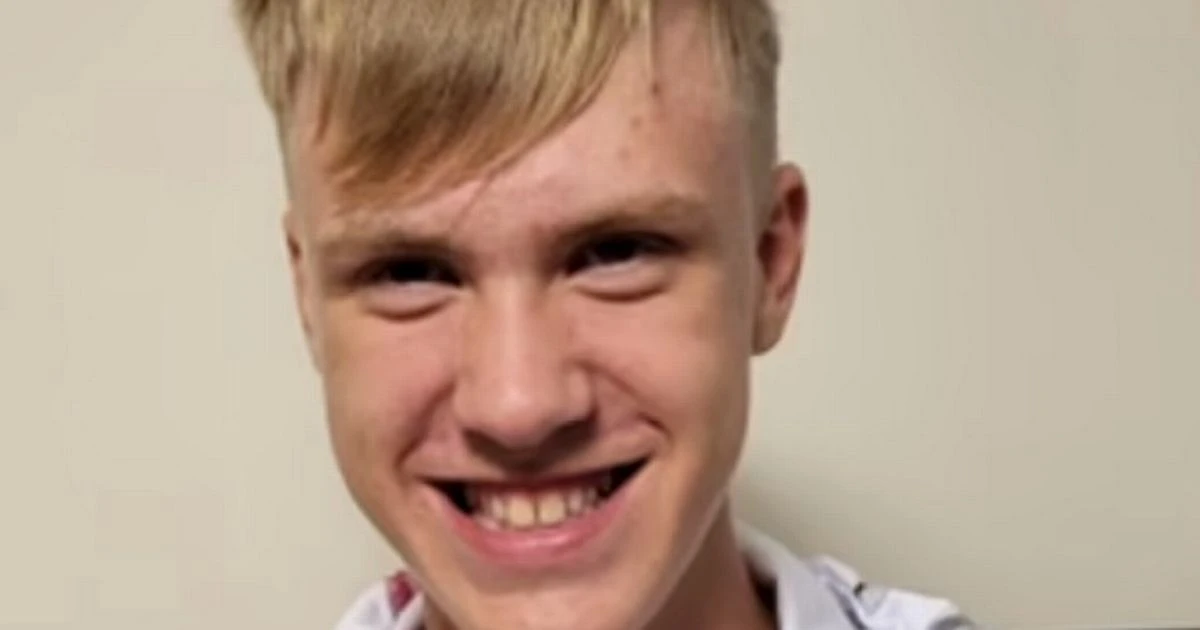 Boy, 17, drowns in open water tragedy during 'UK's hottest weekend of the year'Accidents