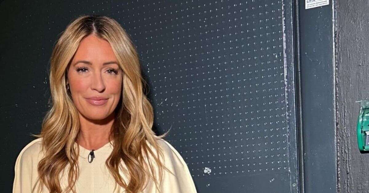 Cat Deeley's 'hourglass' This Morning dress is now on sale for less than £35