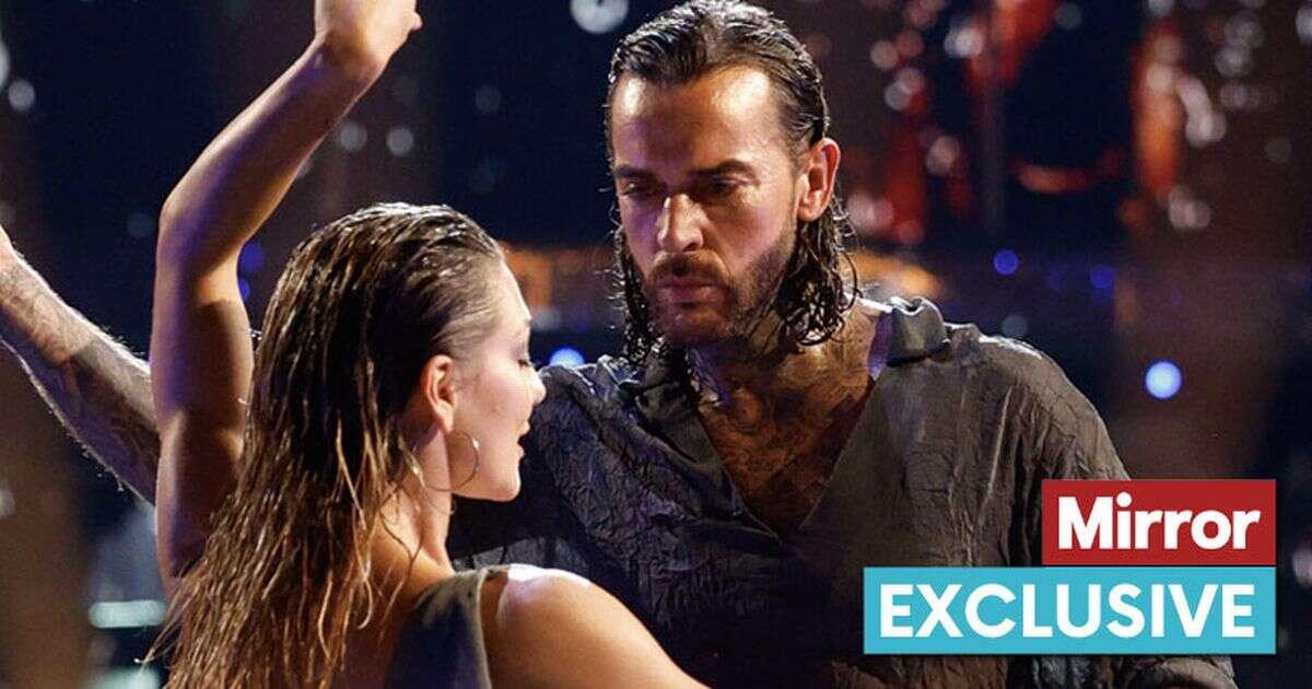 Strictly's Pete Wicks is 'showboating' to win votes - and the judges should have noticedStrictly Come Dancing