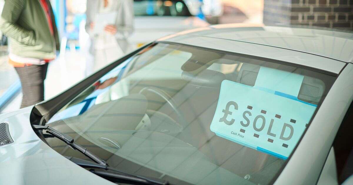 UK motorists swap to buying cars without seeing them first - 8 tips to get the best deal