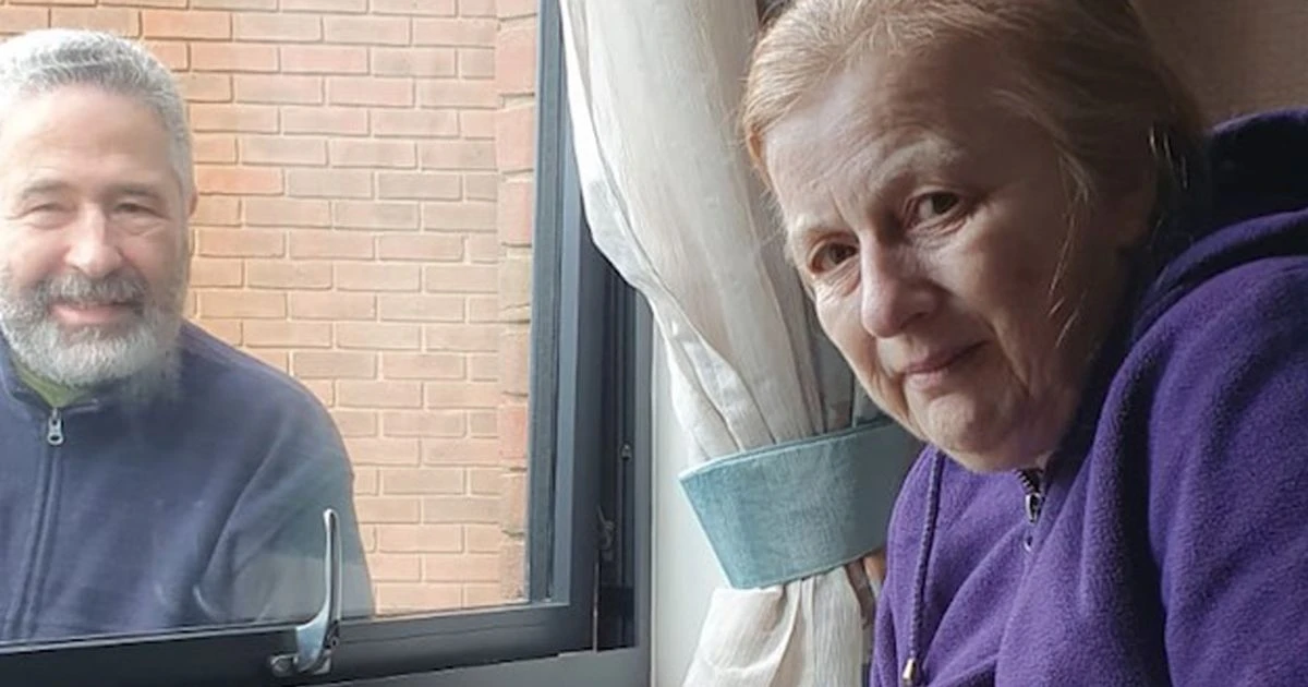 Woman who hasn't hugged elderly mum in 9 months dreads Christmas lockdown visit ban