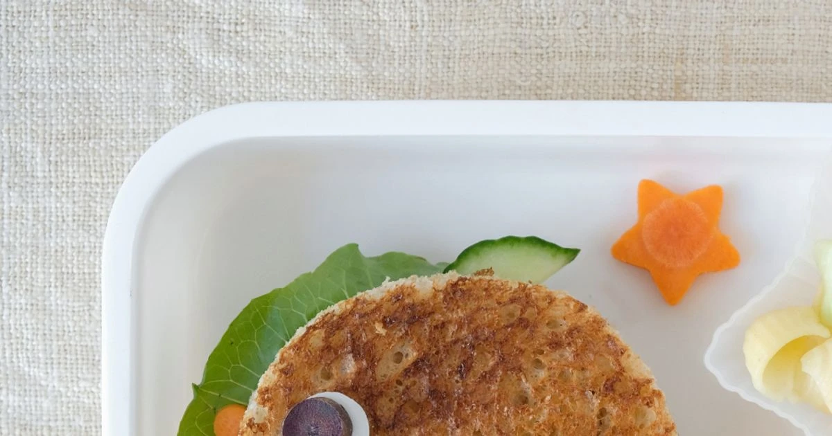 Mum asked to tone down daughter's 'elaborate' lunch as it makes kids 'feel bad'