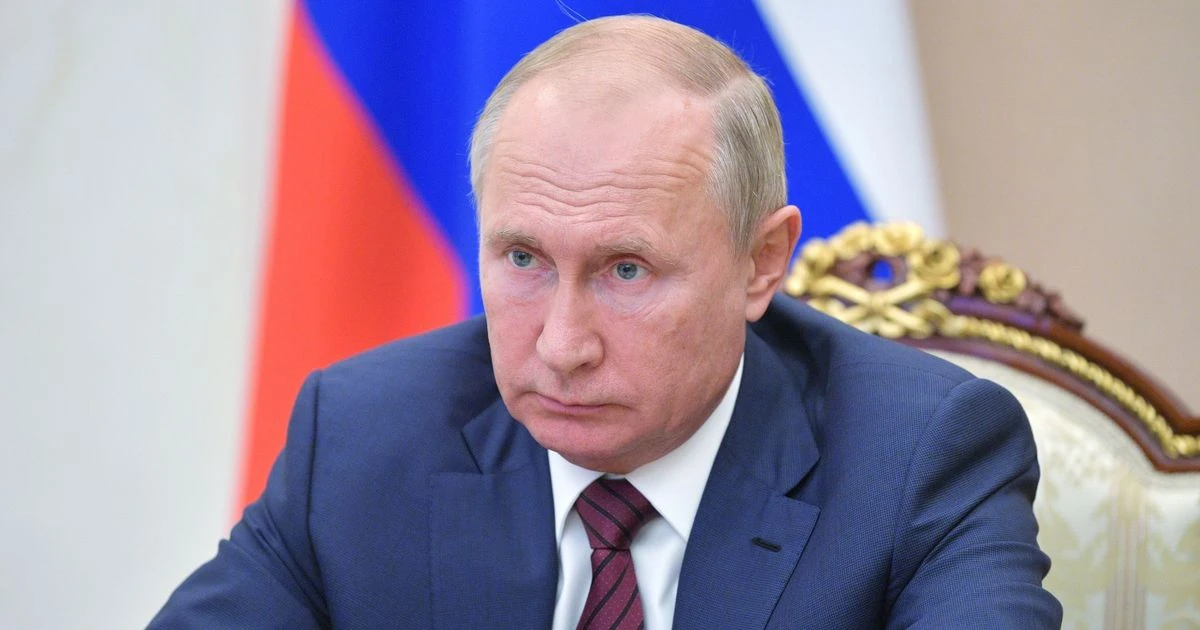 Kremlin denies Putin plans to quit as president and says he's in excellent health