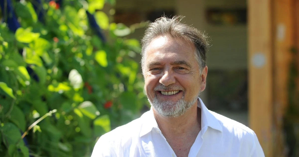 Chef Raymond Blanc's cooking secrets and why he loves eating British Apples & Pears