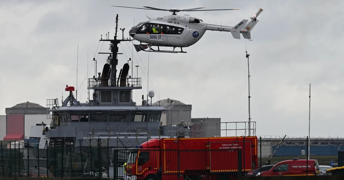 Migrants sent tragic 'help us we are sinking' plea as boat capsized in English Channel