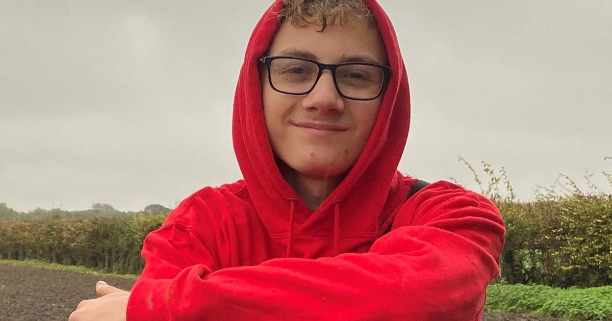 Teenage metal detectorists scoop £7,000 after unearthing rare 1,000-year-old coins