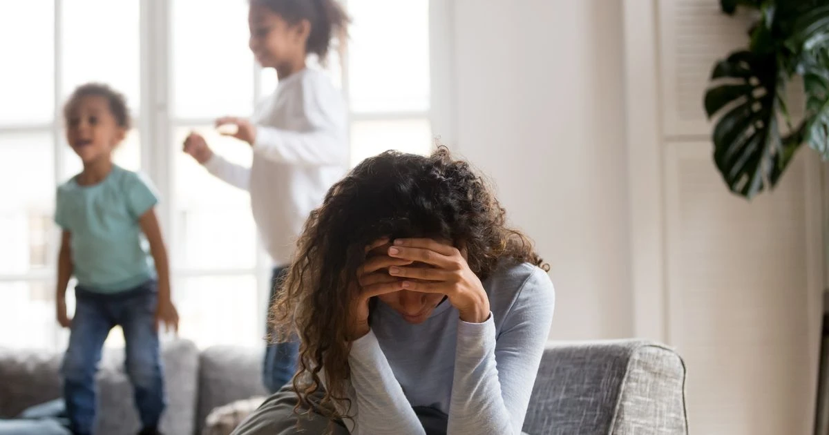 Mum criticised for bringing 'tacky' homemade gift to kids birthday party