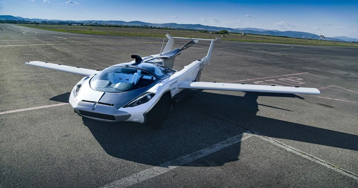 Flying sports car takes to the skies in unbelievable test flight footage