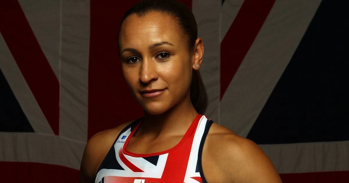 Sports heroes back Mirror's Remembrance Sunday campaign for two-minute doorstep silence