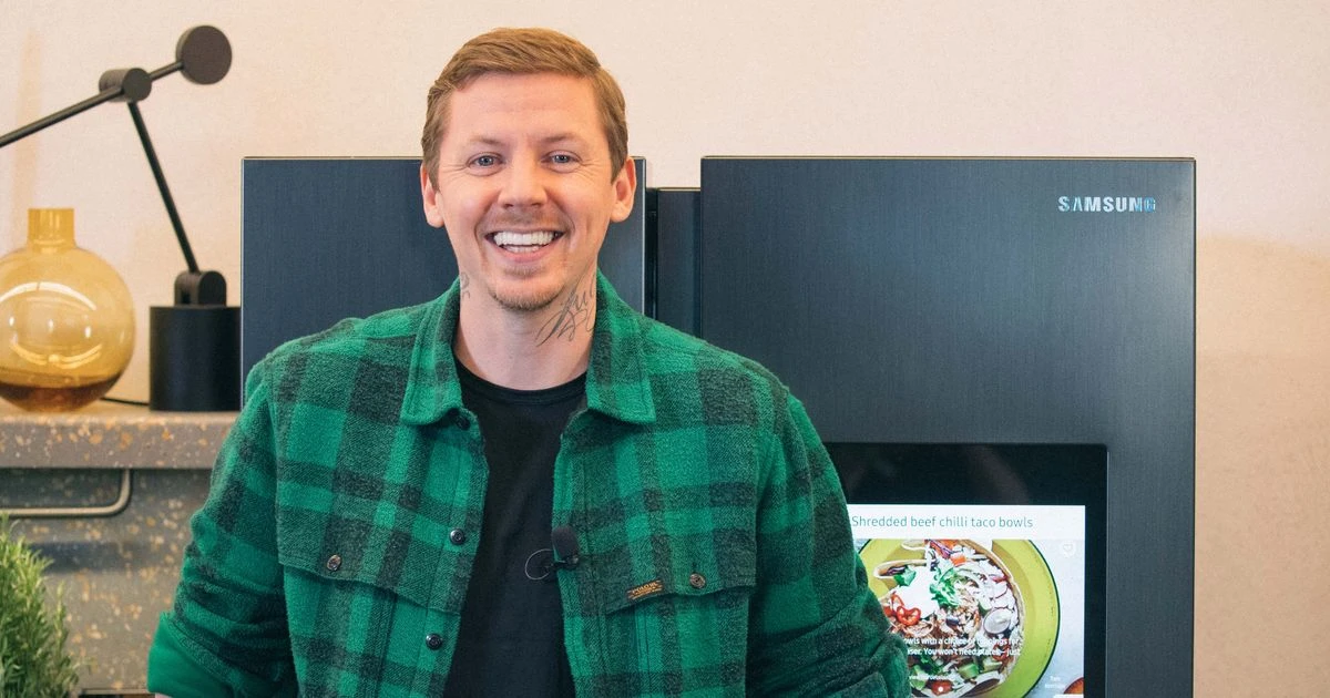 Professor Green tries Samsung KX's Hydroponic Garden learning latest kitchen tech