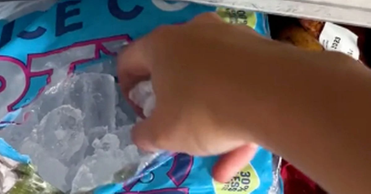 Woman's DIY air conditioning hack cools home in no time - with just ice and water