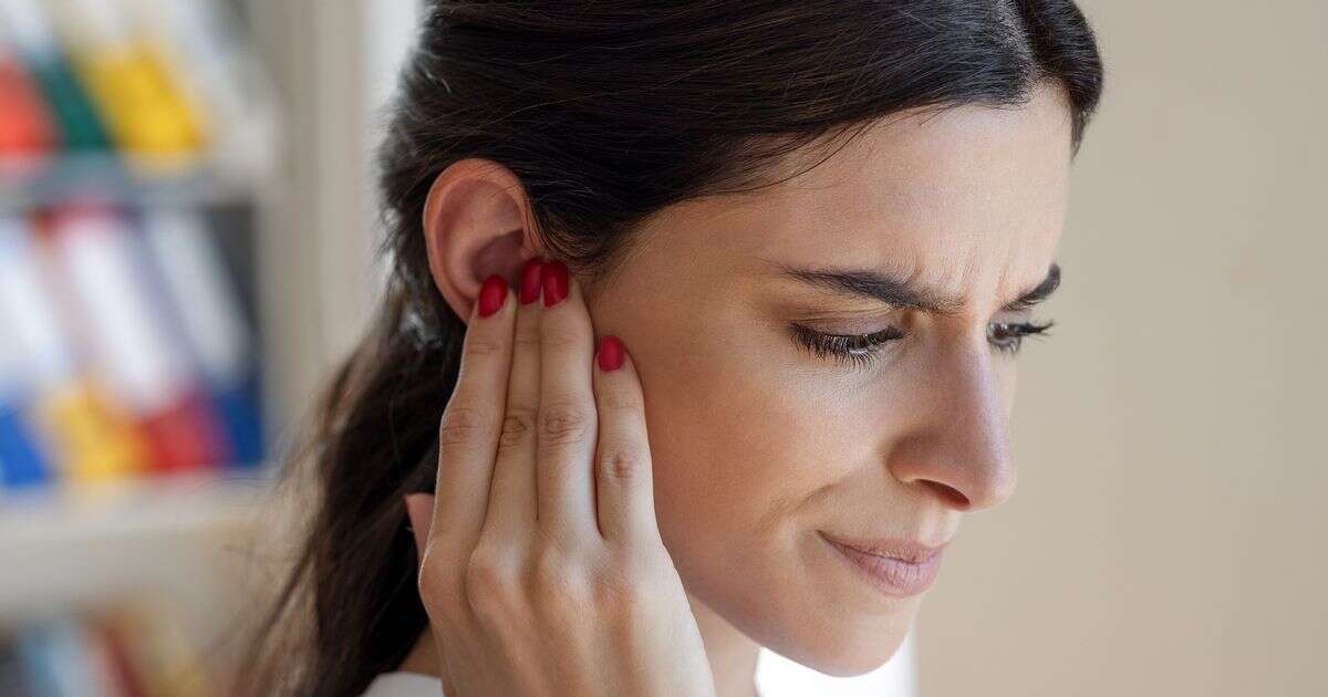 Hearing expert shares simple hair dryer tip to relieve ear infections