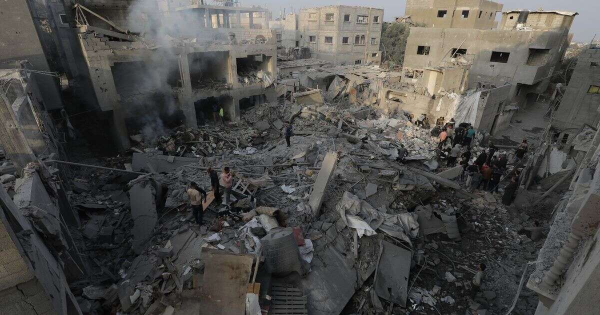 Fresh Israeli airstrikes on Gaza and Lebanon lead to rising death tolls