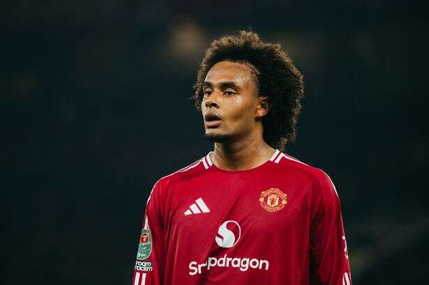 Joshua Zirkzee sent message over Man Utd future after difficult start