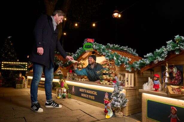 Tourists discover gnome-sized Christmas market on London's Southbank