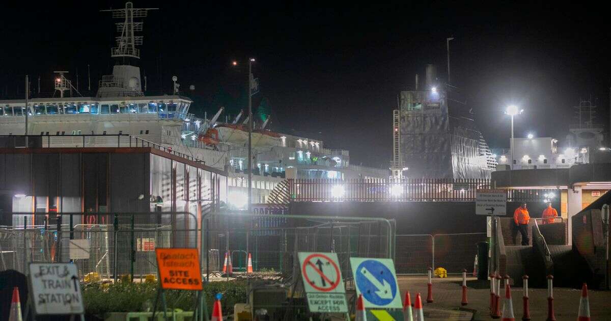 Huge fight on Wexford ferry after woman found dead in toilet in 'extremely shocking' scene