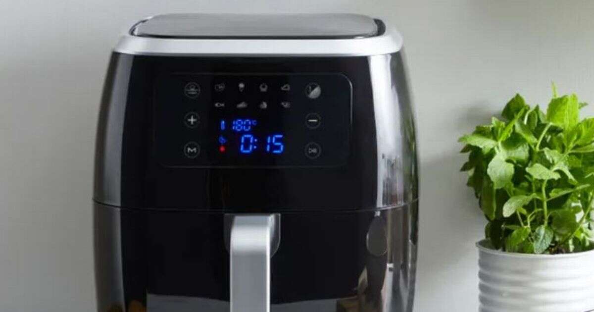 Dunelm's 'amazing quality' air fryer that uses 'so little energy' now £45 in sale