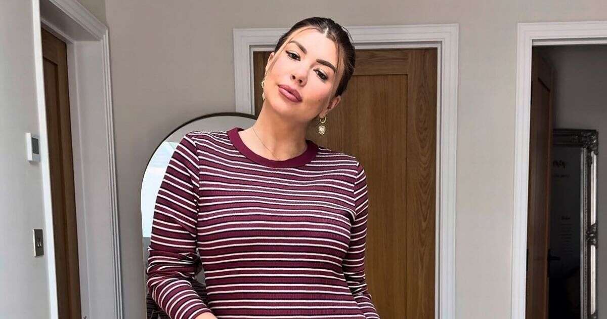 Olivia Bowen shares the bump-friendly comfy maxi dress she’s wearing whilst pregnant