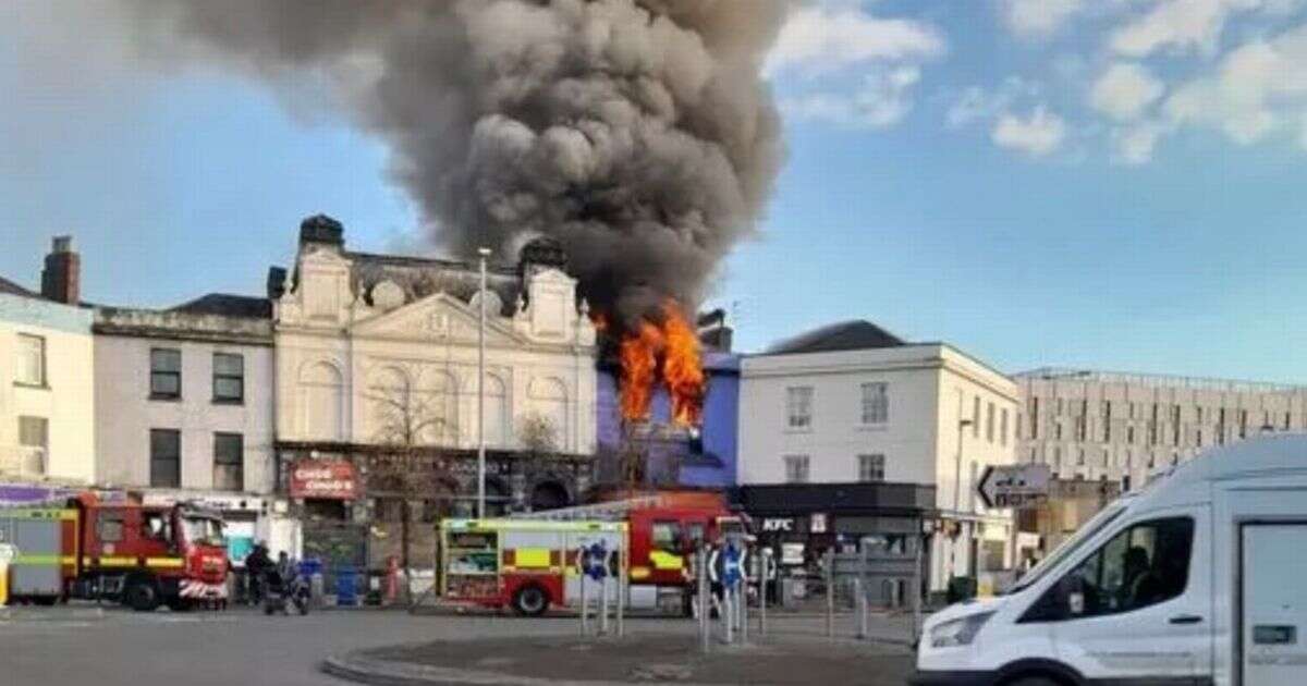 Plymouth fire: City centre in lockdown with locals told 'stay indoors' amid huge blaze