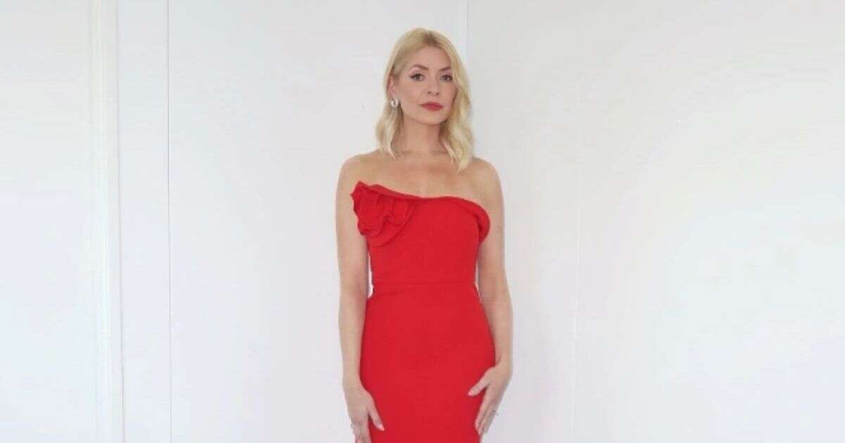 We found a highstreet alternative to Holly Willoughby's red Dancing On Ice Dress