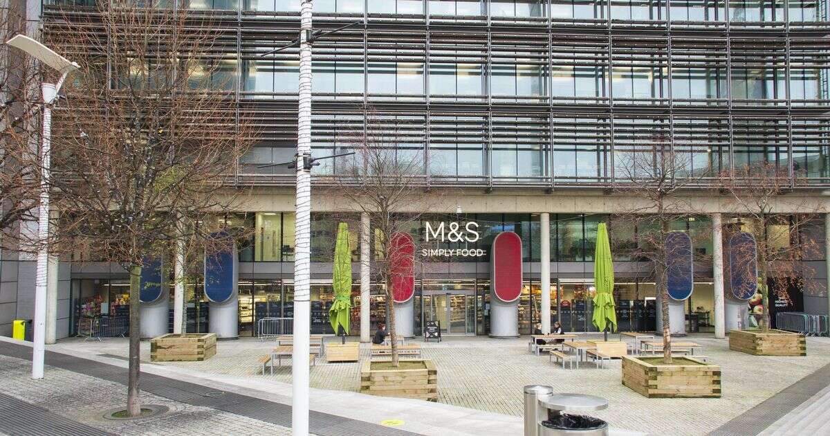 Paddington Marks and Spencer horror stabbing as man rushed to hospital