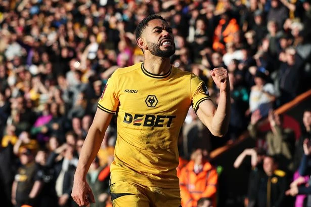Man Utd transfer news: Prem star’s deal moves closer as ‘Argentine Phil Foden’ targeted