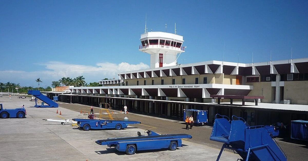 Belize plane hijacking: Man with knife 'tries to take over jet' full of terrified passengers