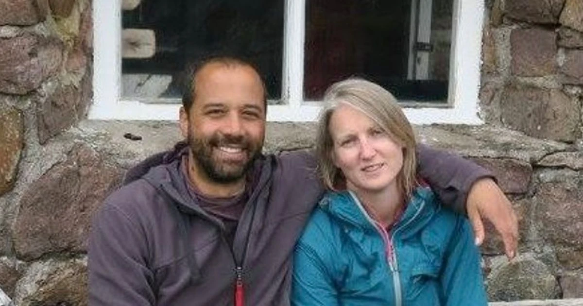Egypt boat disaster: Two missing Brits identified as engaged couple as search enters sixth day