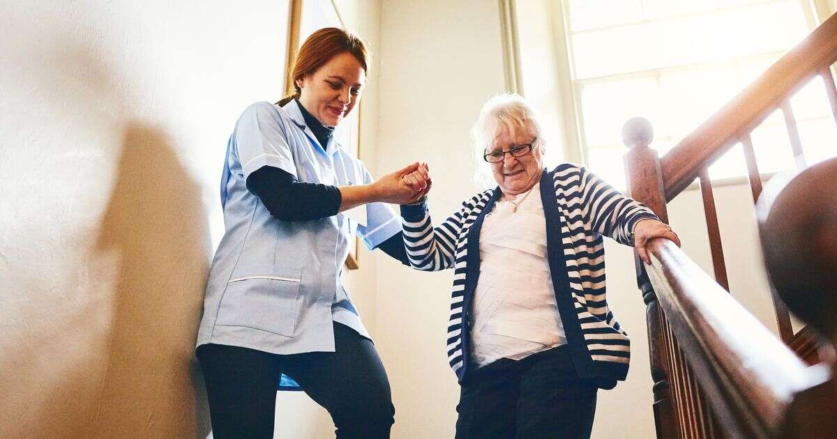 Lesser-known sign of dementia could appear on the stairs - what to look for