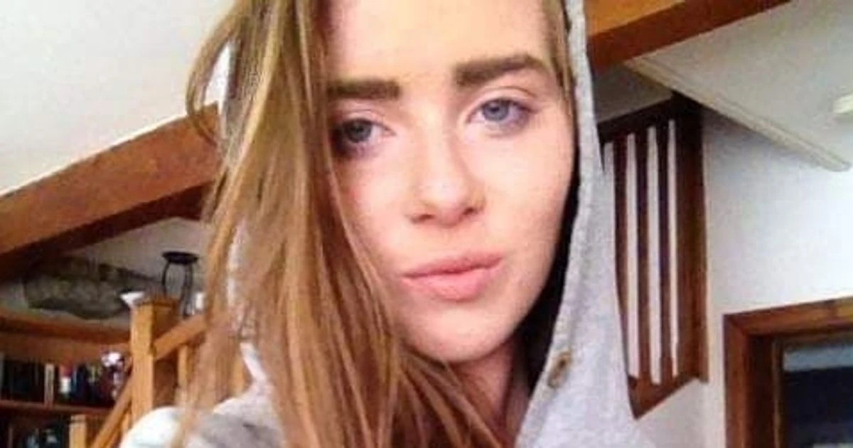 Battered girlfriend secretly dialled 999 while pretending to listen to music on phone