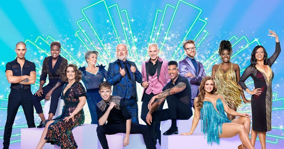 Strictly Come Dancing stars in first official group photo as HRVY has his sparkle back
