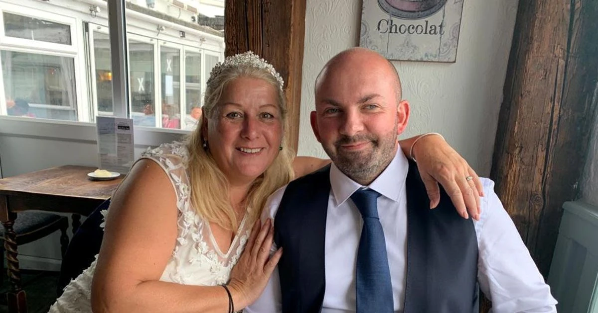 Couple's honeymoon ruined after newlywed bride choked on chicken curry