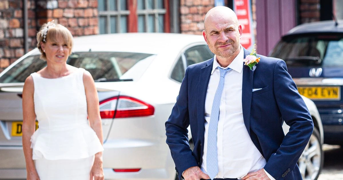 Coronation Street fans upset as soap scraps Sally and Tim wedding scenes