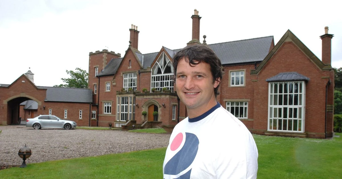 'Rollover Romeo' lottery winner may lose half his £22m fortune in wife 'split'