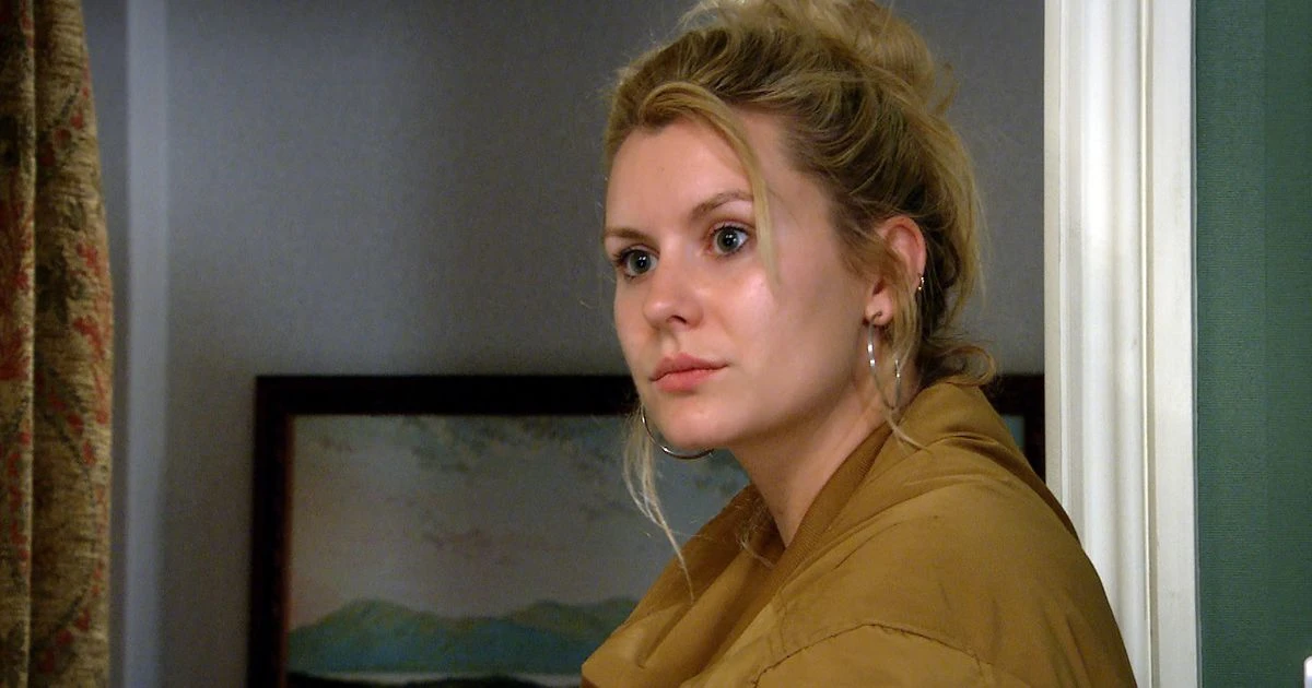 Emmerdale fans confused as Dawn 'forgets her son Lucas' as she leaves village