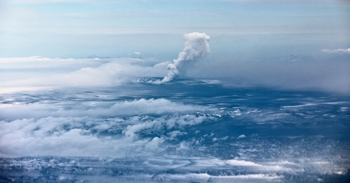 Warnings Icelandic volcano that sparked flights chaos in 2011 could erupt again