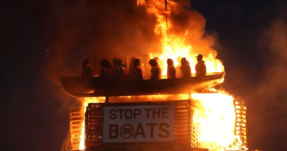 LiveMoygashel LIVE: 'Migrant boat' bonfire branded 'inhumane' set alight as hate incident probed