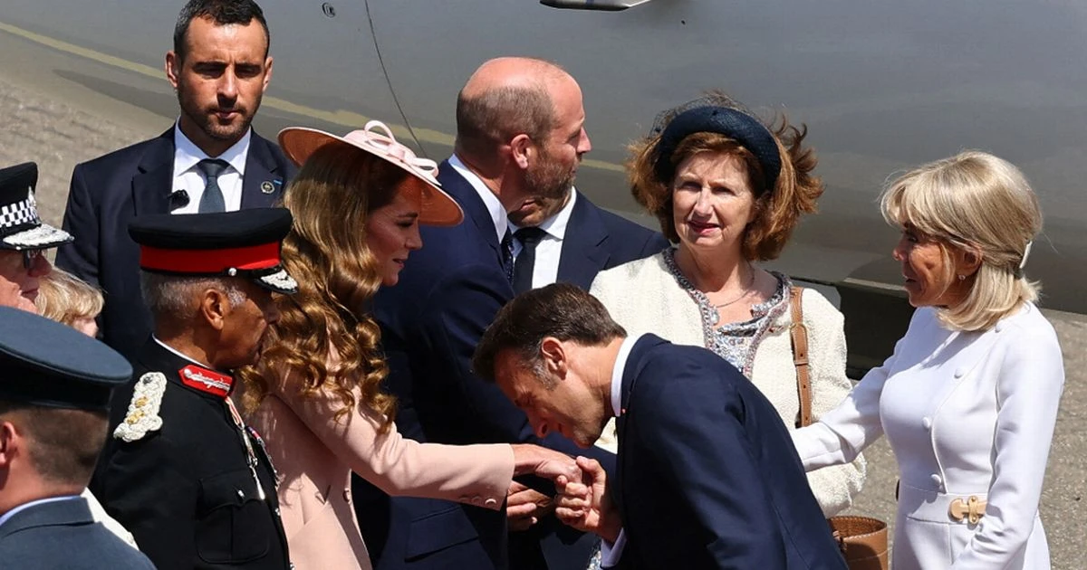 Kate Middleton wows as Macron affectionately greets princess on state visit