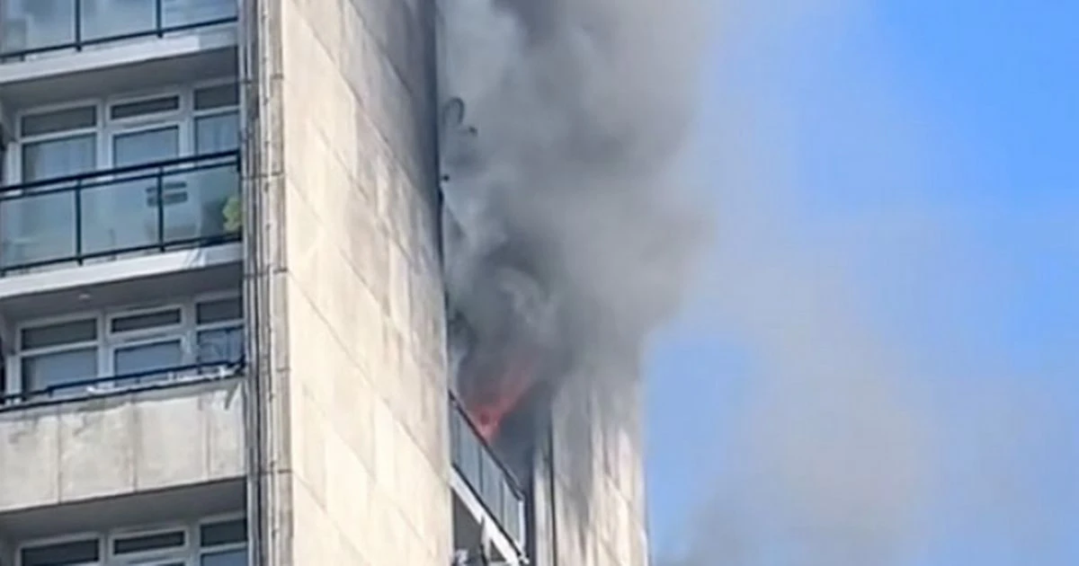 LiveWalworth tower fire LIVE: Over 70 firefighters tackle blaze in 17-storey building