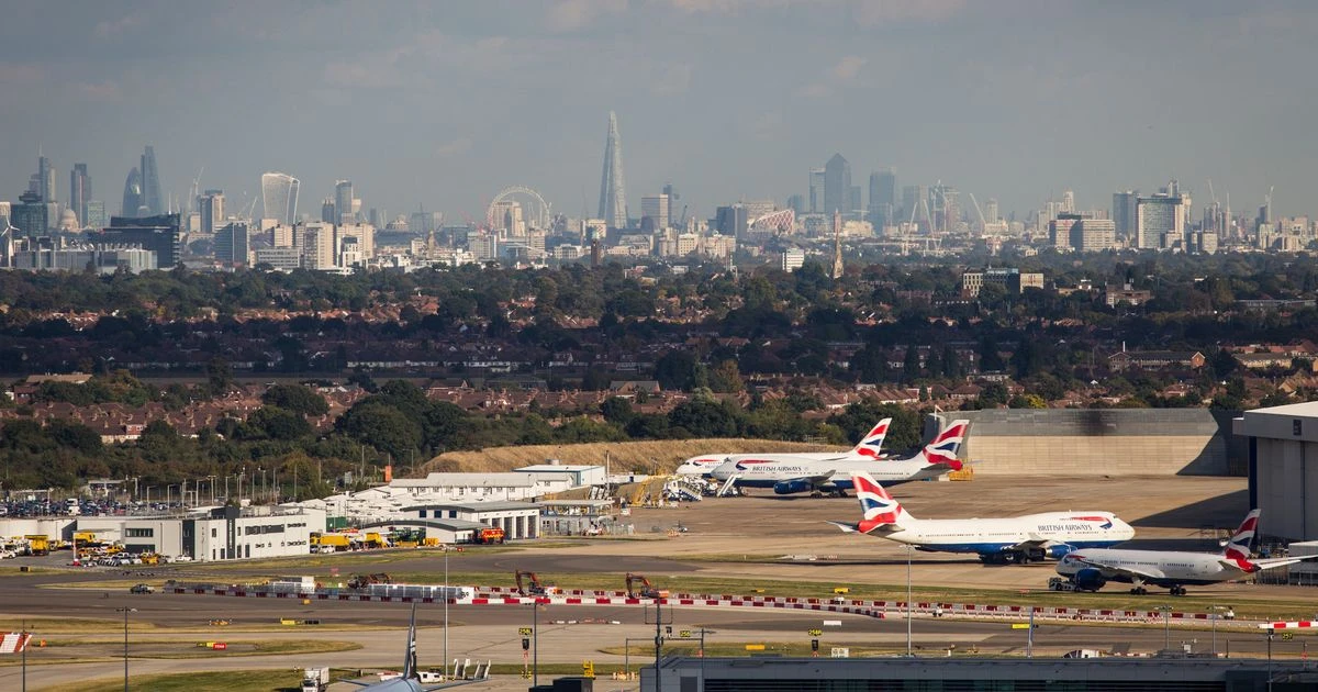 LiveHeathrow Airport LIVE: Elizabeth Line suspended after fire alarm at Terminal 4