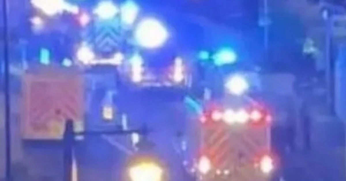 LiveRiver Irwell search UPDATES: 'Woman' enters water near 5-star Salford hotel