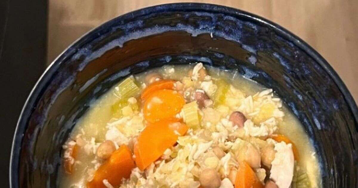 'Easy to prep' soup recipe packs 38g of protein and is 'perfect for weight loss'