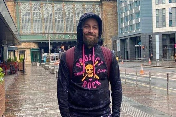 'The most amazing' dad of four dies aged 40 after complaining of stomach pains