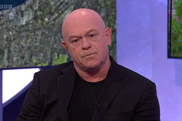 EastEnders legend Ross Kemp announces death of father in heartbreaking post