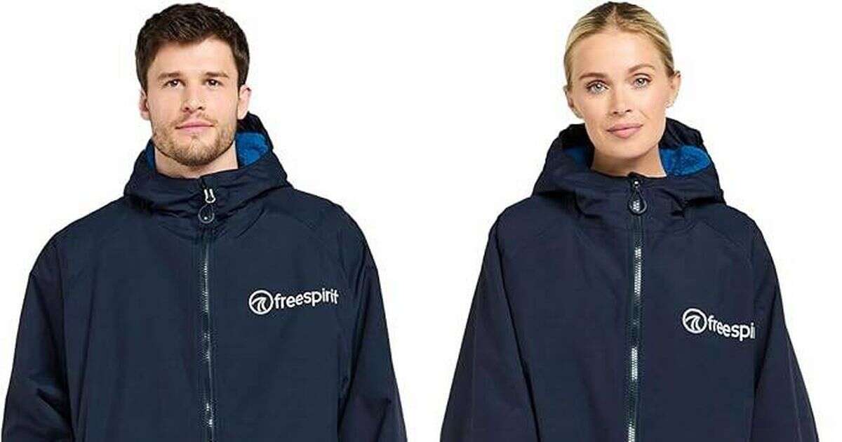 Shoppers rave about Amazon's budget-friendly alternative to Dryrobe