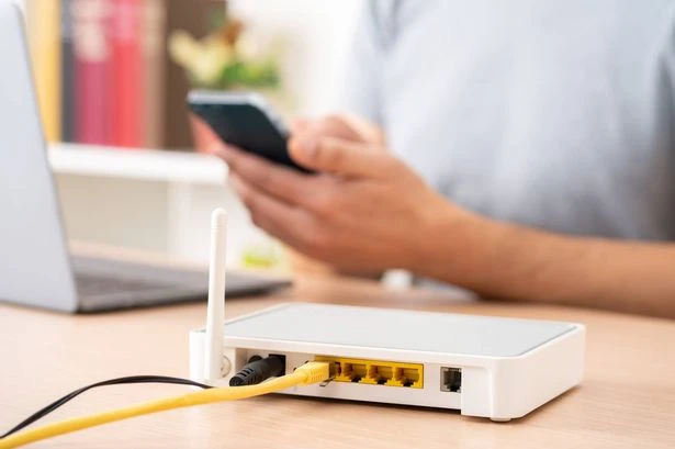 Major mobile network is giving away £100 to trial new 500Mbps home broadband