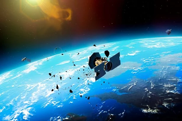 UK planning to build new robotic spaceship to hoover up rubbish floating above us